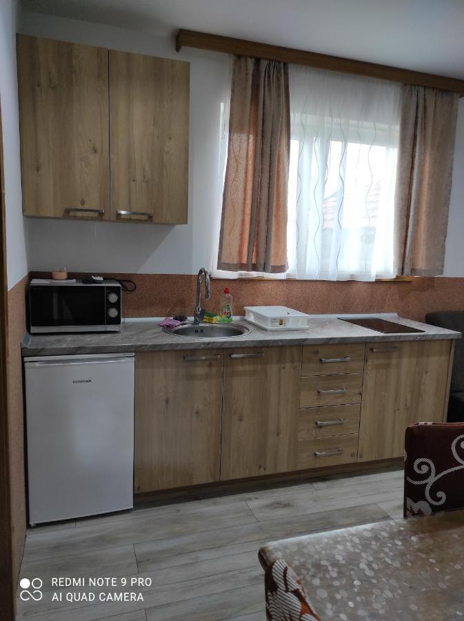 Apartman Jakov Rakovica Eksteriør billede