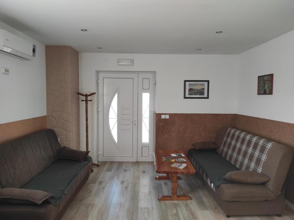 Apartman Jakov Rakovica Eksteriør billede