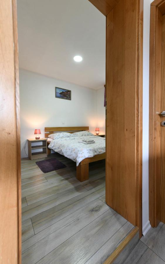 Apartman Jakov Rakovica Eksteriør billede